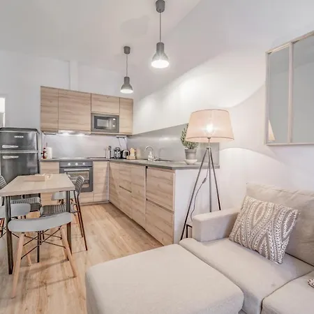 Residencial Margarita Apartment *